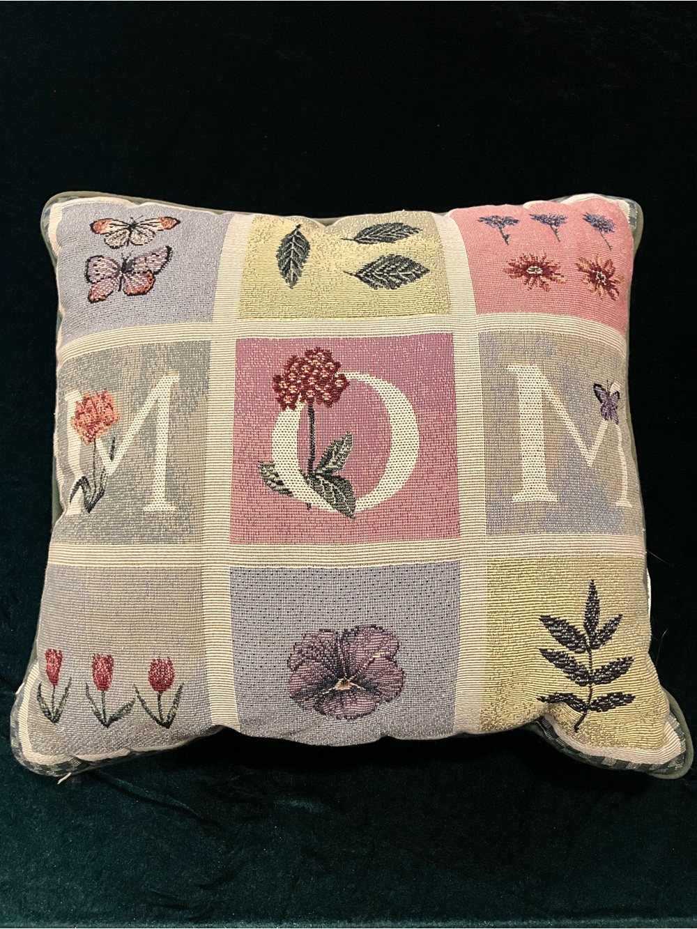 MOM Pillow